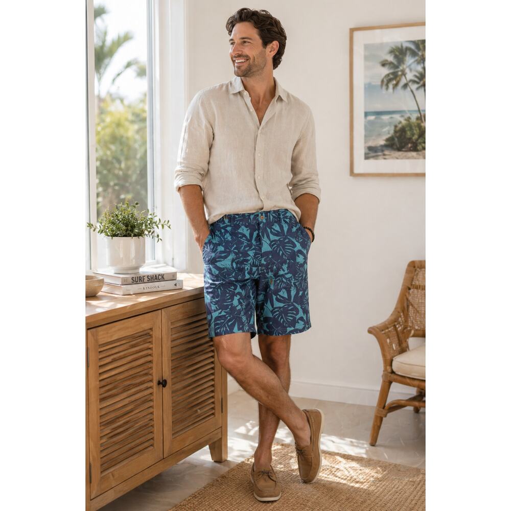 Margaritaville Shorts Mens Size 34 Blue Floral Pockets Parrot Hike Golf Active